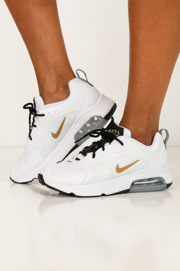 Nike 200 white online