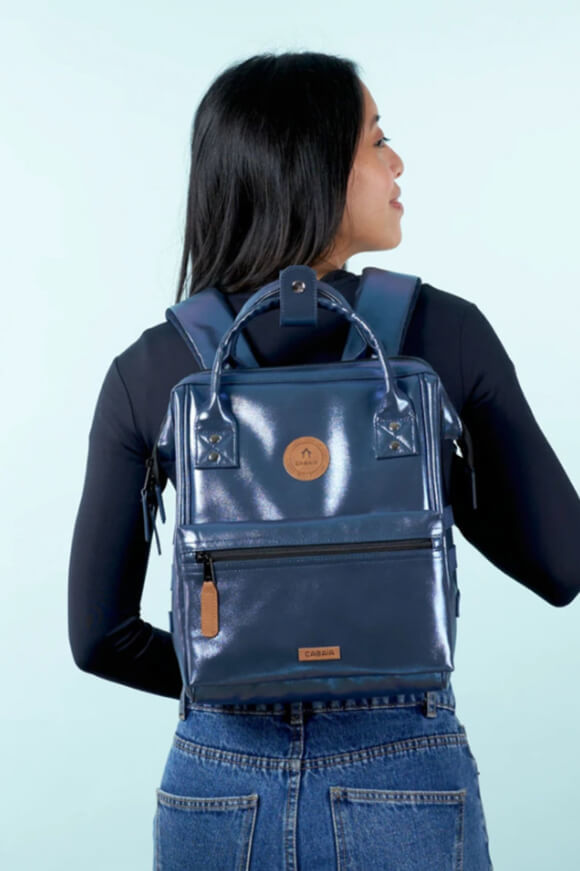 Image sur Larissa Glitzer Rucksack 12L