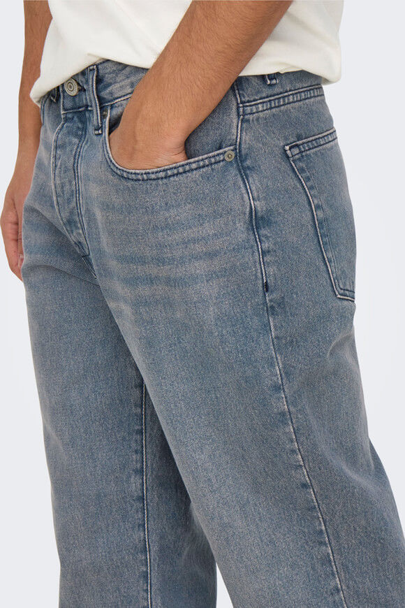 Bild von Edge Straight Fit Jeans L32