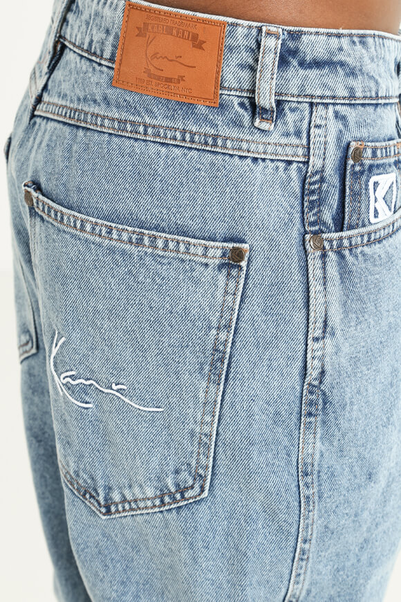 Bild von Small Signature Tapered Jeans