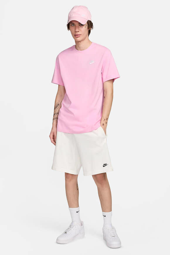 Bild von Sportswear Club T-Shirt