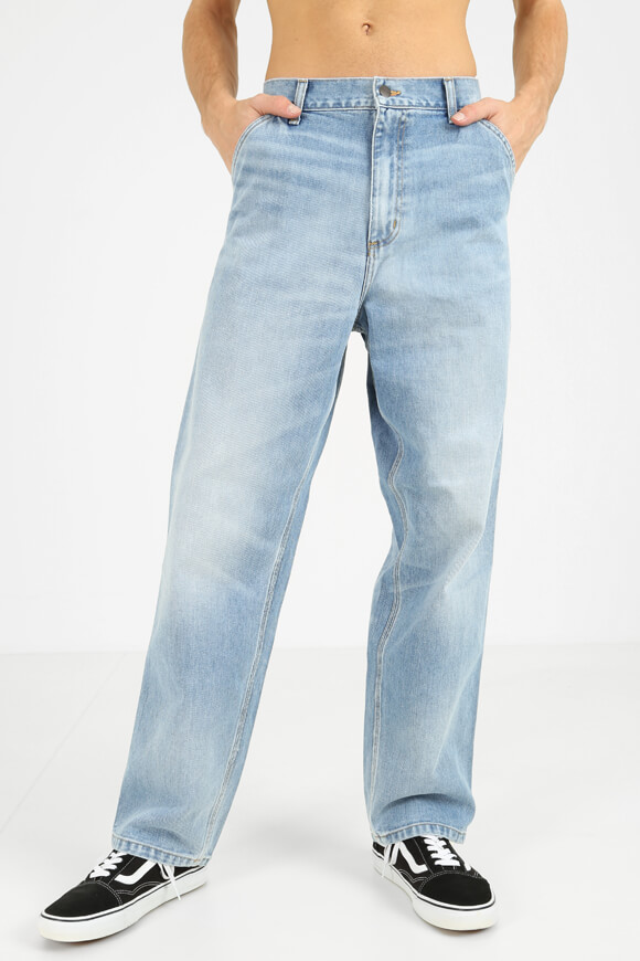 Carhartt WIP Single Knee Relaxed Straight Fit Jeans L32 Hellblau Gewaschen ER10802 Carhartt WIP Single Knee Relaxed Straight Fit Jeans L32 Hellblau Gewaschen ER10802