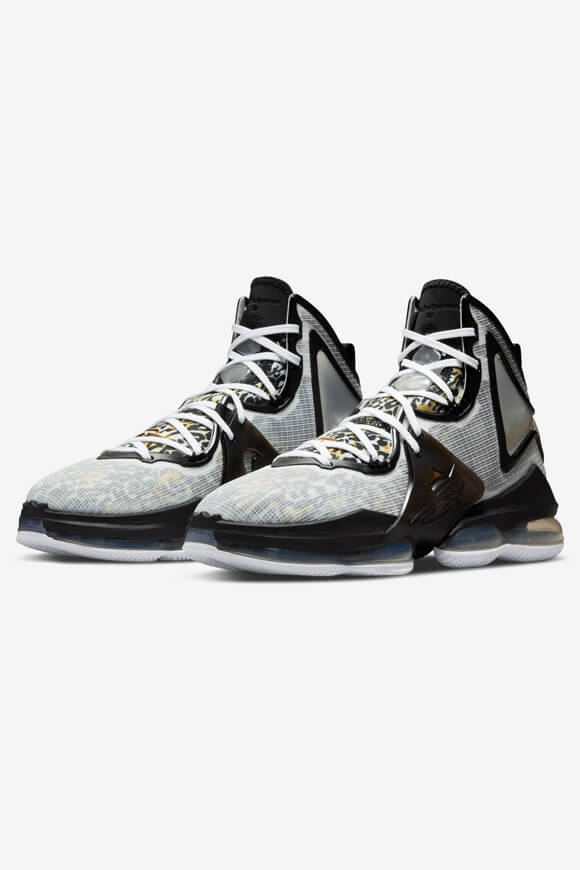 Nike LeBron XIX Sneaker White + Metallic Farbe Gold + Black ER8990