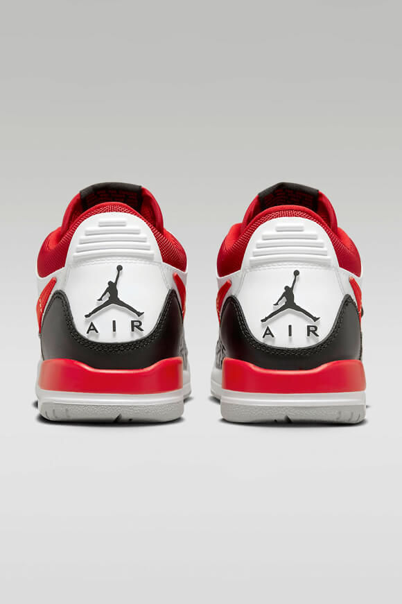 Image sur Air Jordan Legacy 312 sneakers