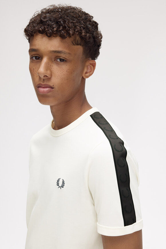 Bild von Contrast Tape Ringer T-Shirt