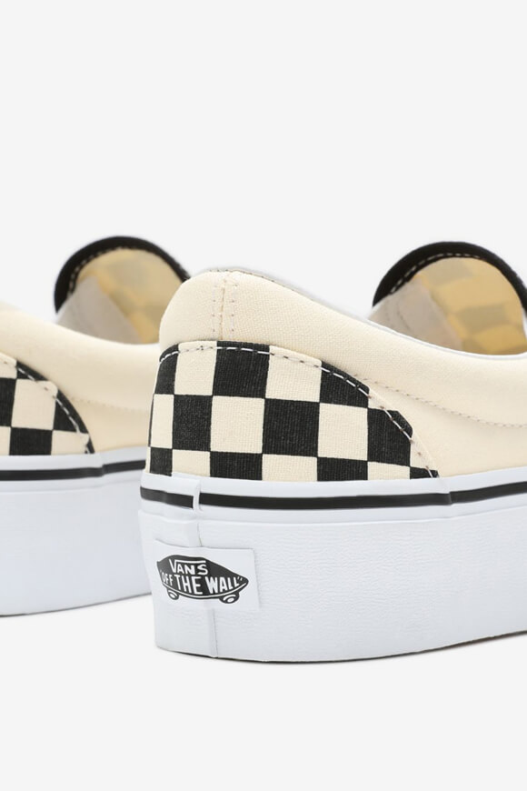 Vans plateau slip store on