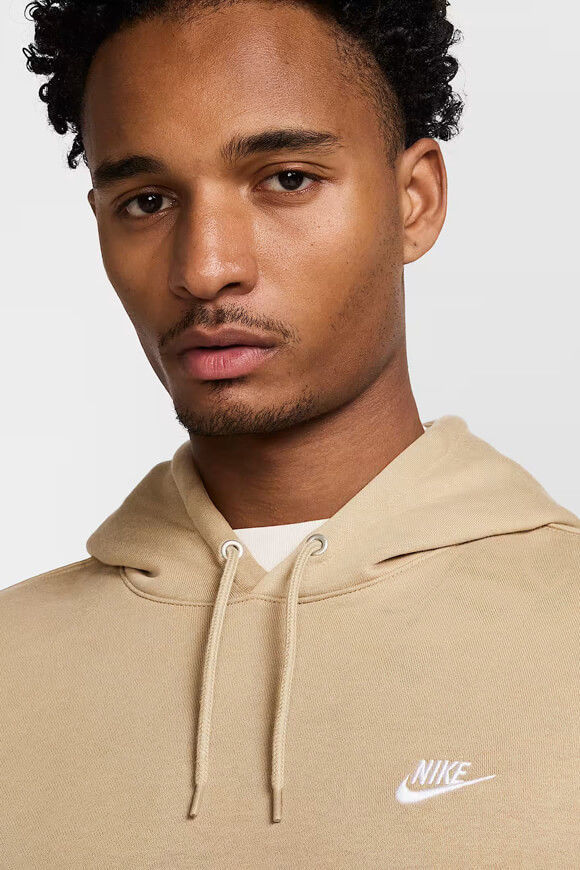 Image sur Sportswear Club Fleece Kapuzensweatshirt
