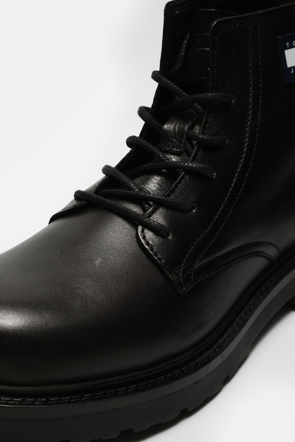 Image sur Bottines en cuir à lacets