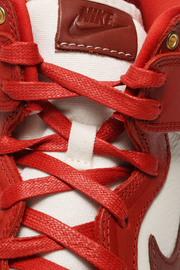 Image sur Dunk High LXX sneakers