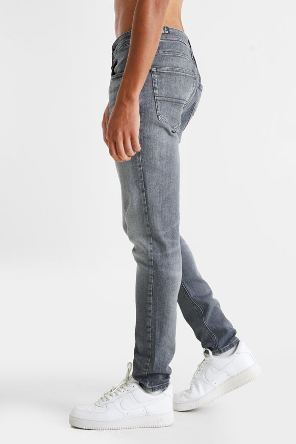 Bild von Slim Tapered Jeans L32