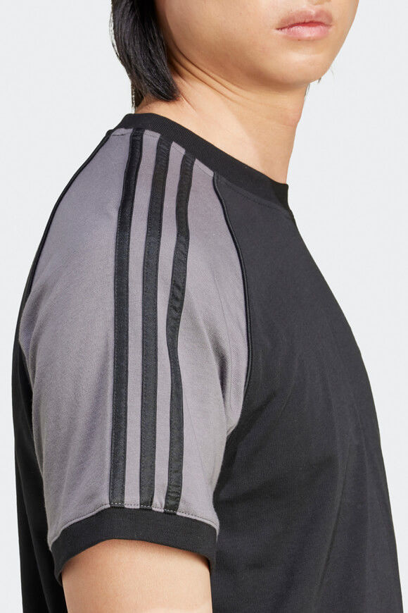 Bild von Colorblocked 3-Stripes T-Shirt