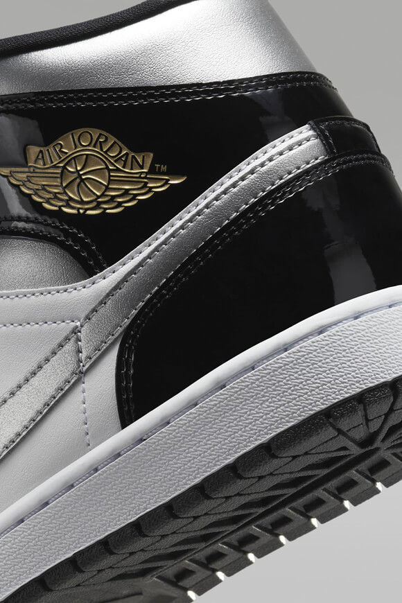 Image sur Air Jordan 1 sneakers