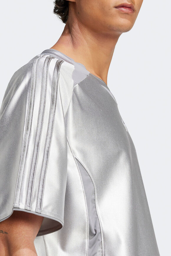 Bild von Adicolor Satin T-Shirt