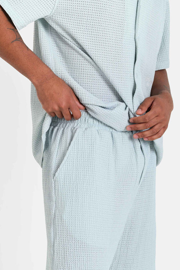 Image sur Strukturierte Stoffshorts