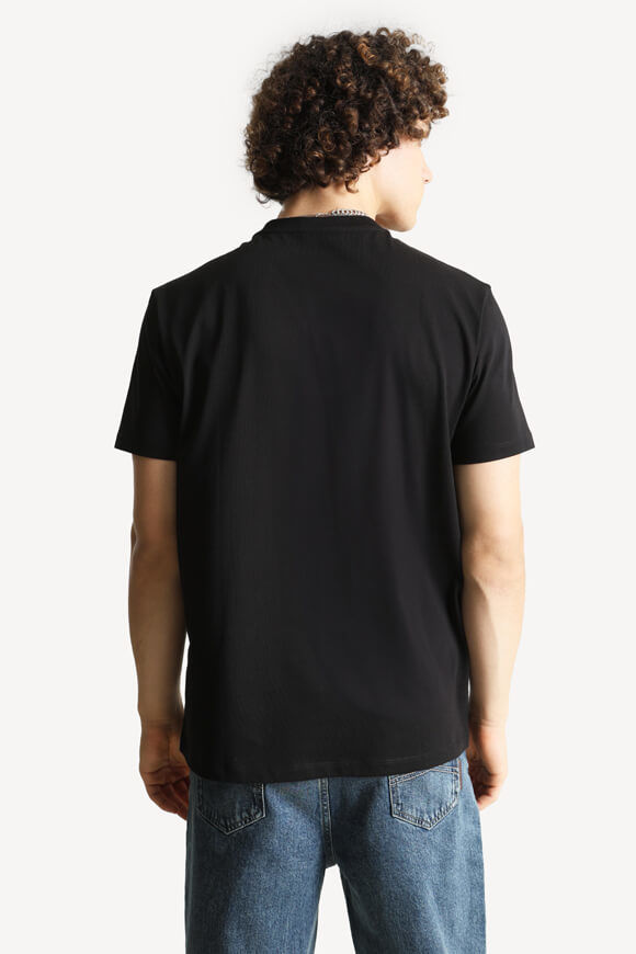 Bild von T-Shirt