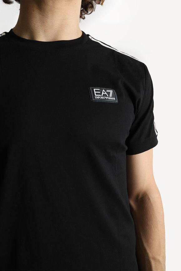 Bild von T-Shirt