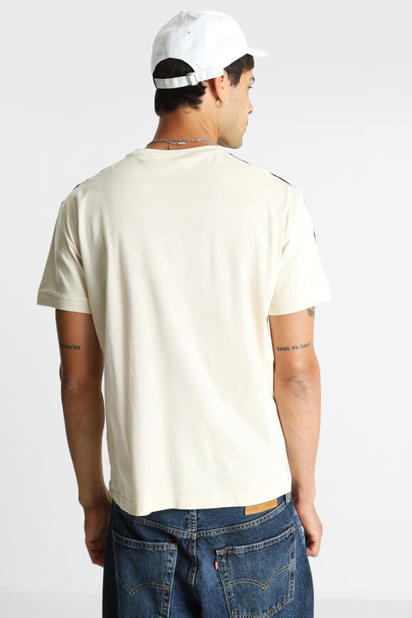 Bild von T-Shirt
