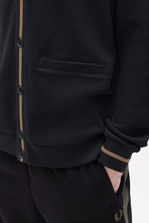 Image sur Cardigan