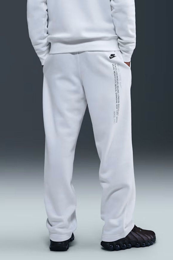 Bild von Sportswear Club Sweathose