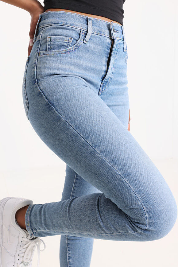 Bild von 720 High Rise Super Skinny Jeans L28