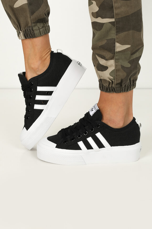 Adidas sale con plateau