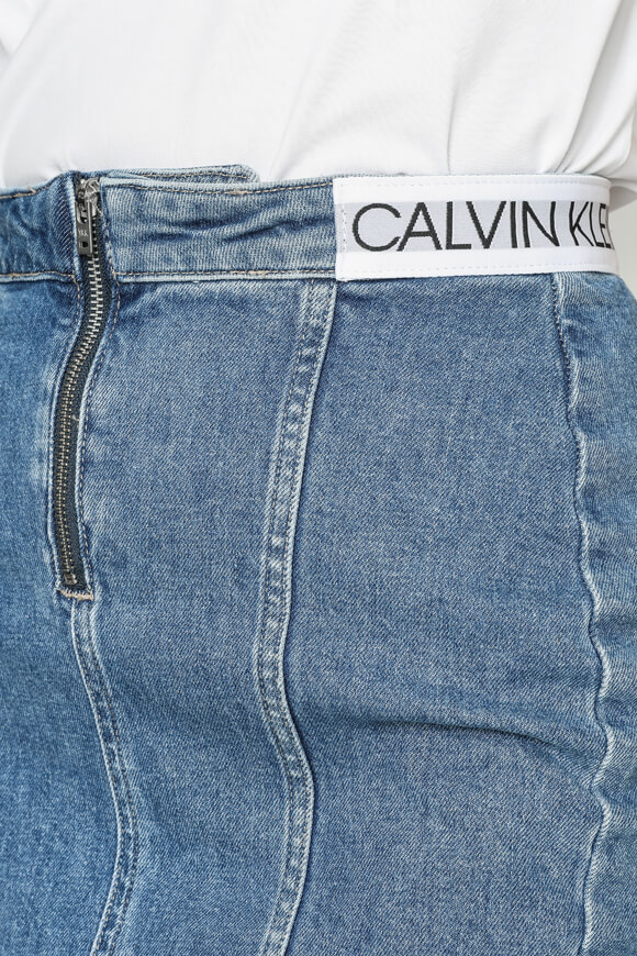 Image sur Mini jupe en jean