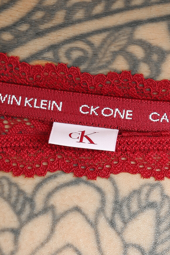 Calvin Klein Underwear Spitzen-String Red Carpet ER8451