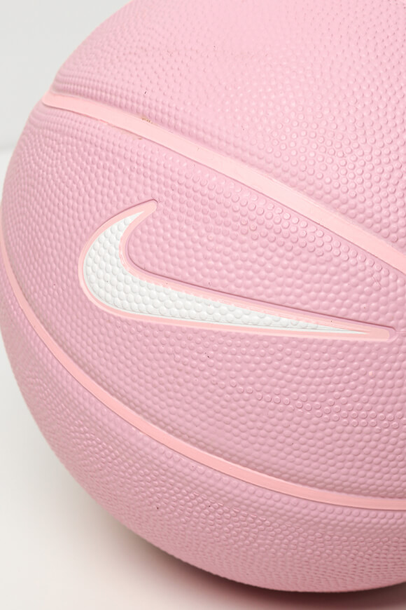 Ballon de best sale basket rose nike