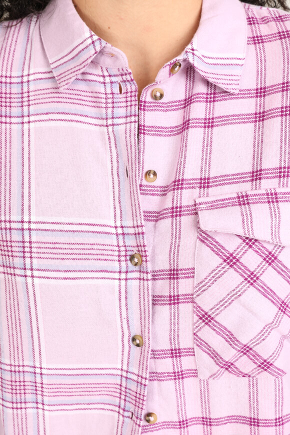 Image sur Chemise courte à carreaux