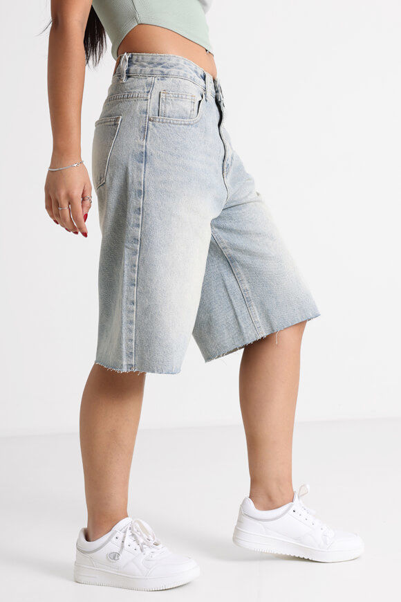 Bild von Baggy Fit Jeansshorts