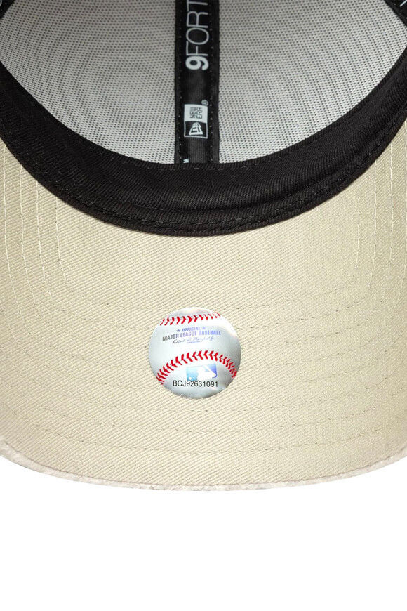 Bild von 9Forty Teddy Cap / Strapback