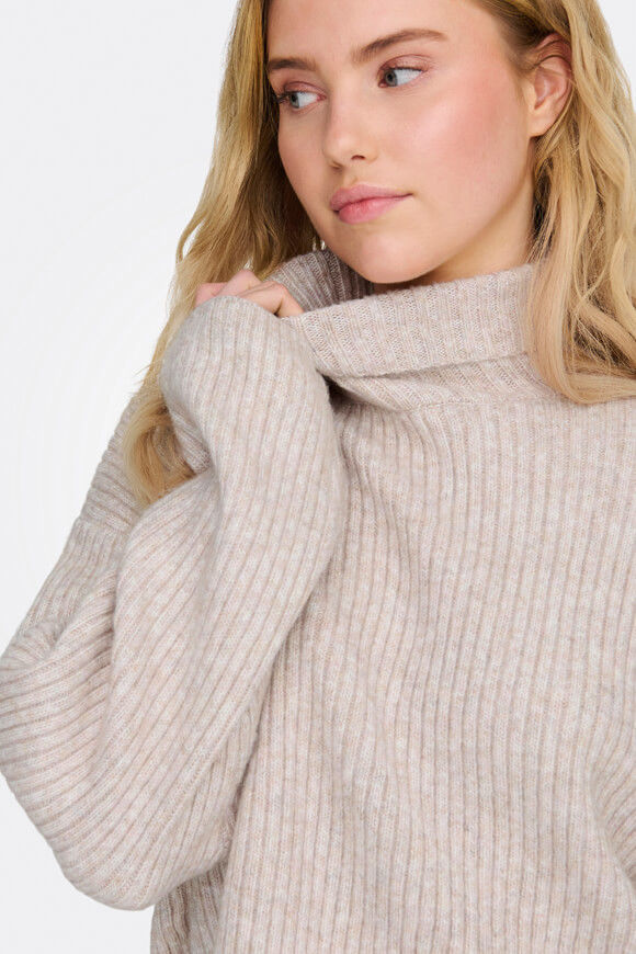 Bild von Melanie Gerippter Crop Strickpullover
