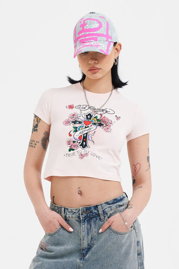 Bild von Love Is True Crop T-Shirt