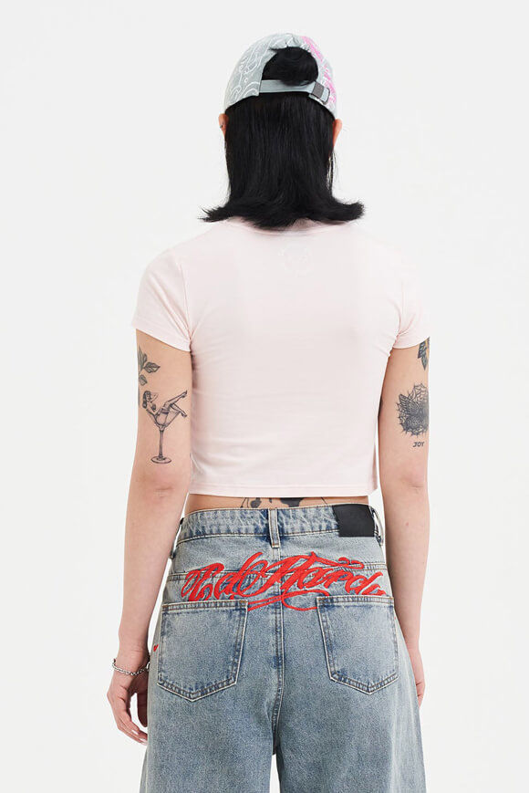 Bild von Love Is True Crop T-Shirt