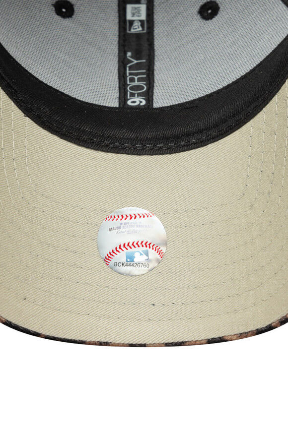 Image sur Casquette 9forty en velours / strapback