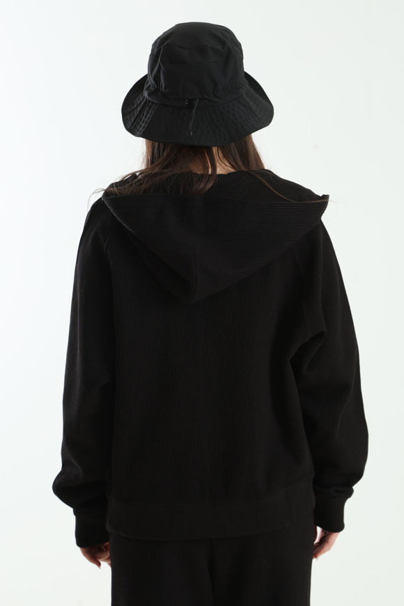 Image sur Strukturierte Trainingsjacke