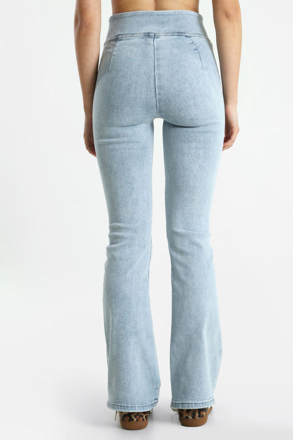 Bild von Flared Fit Jeans