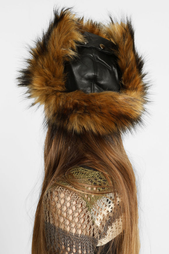 Image sur Chapka en similicuir