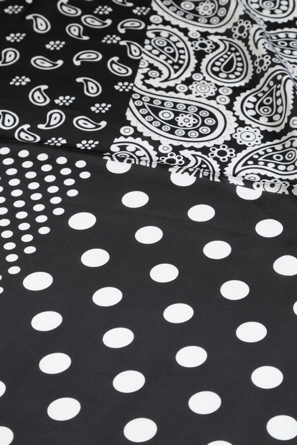Bild von Tuch / Foulard aus Seide