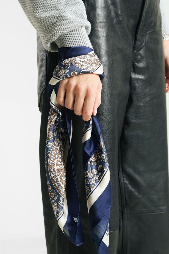 Bild von Tuch / Foulard