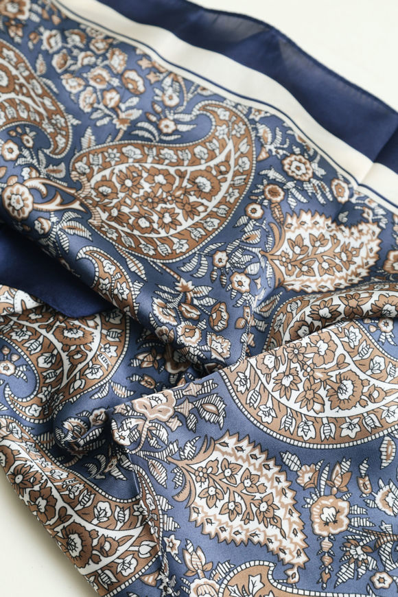 Bild von Tuch / Foulard