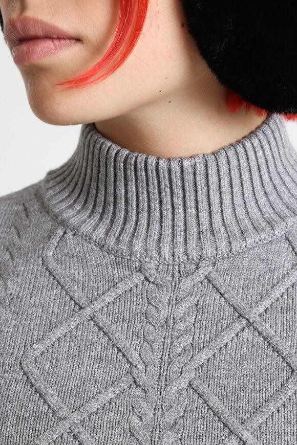 Image sur Mini robe cut-out en tricot