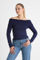 Image de Pull court off shoulder en tricot fin