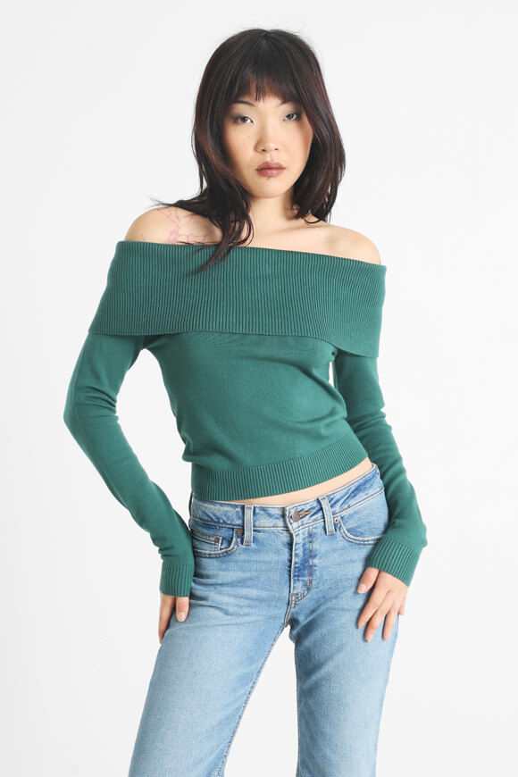 Image sur Pull court off shoulder en tricot fin