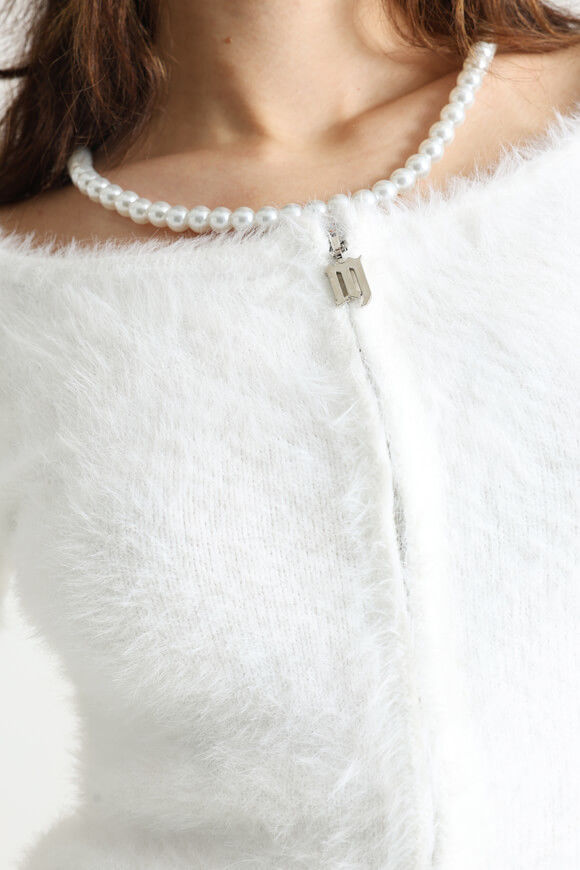 Image sur Pull off shoulder en tricot poilu