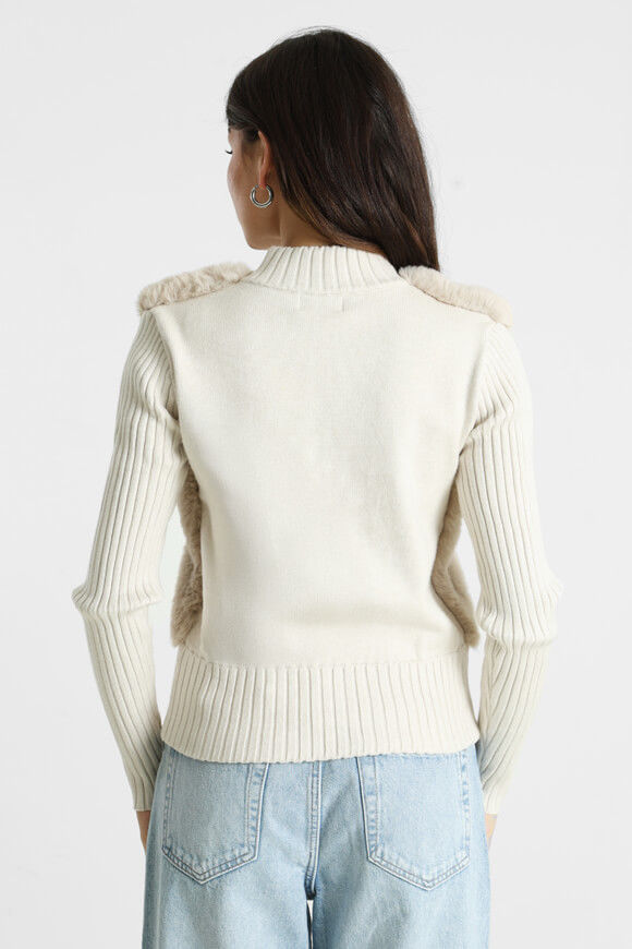 Bild von Strickjacke mit Kunstpelz