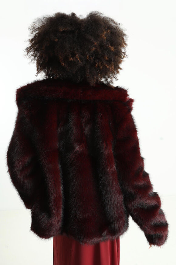 Bild von Kurzer Faux Fur Mantel