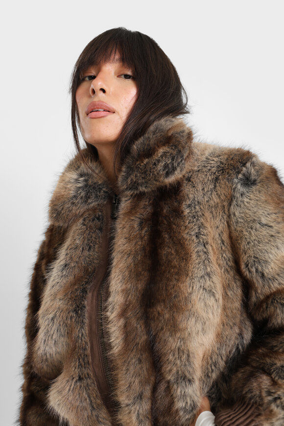 Bild von Kunstpelzjacke