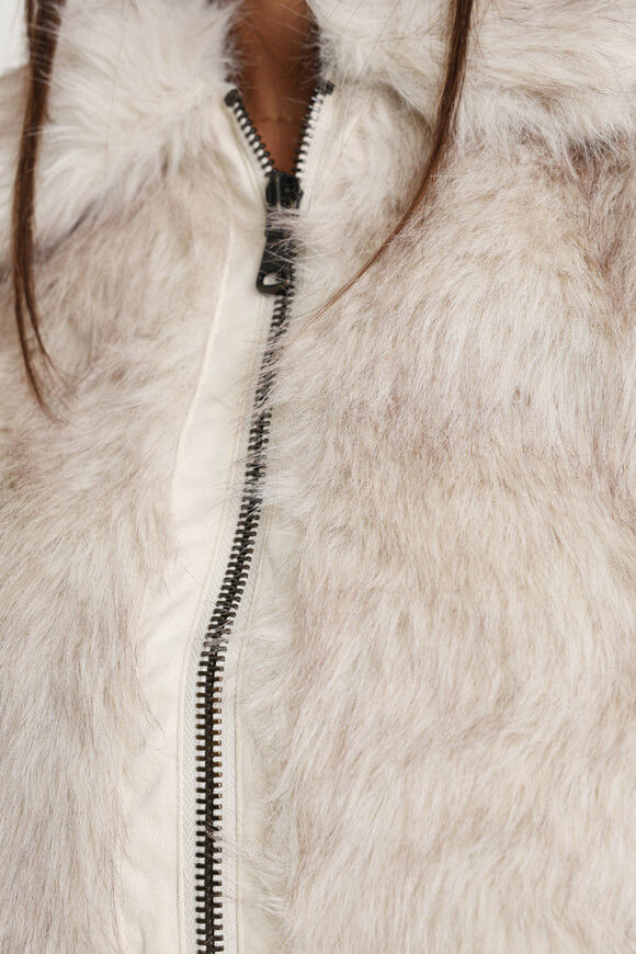 Bild von Kunstpelzjacke