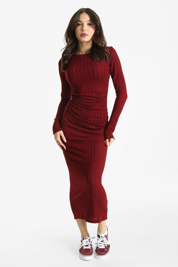 Bild von Geripptes Strickmaxikleid